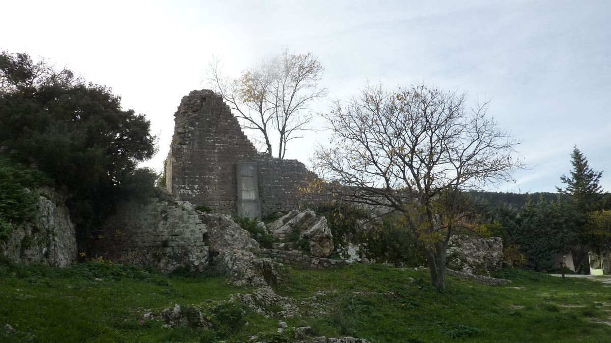 Solliès-Ville, les crêches