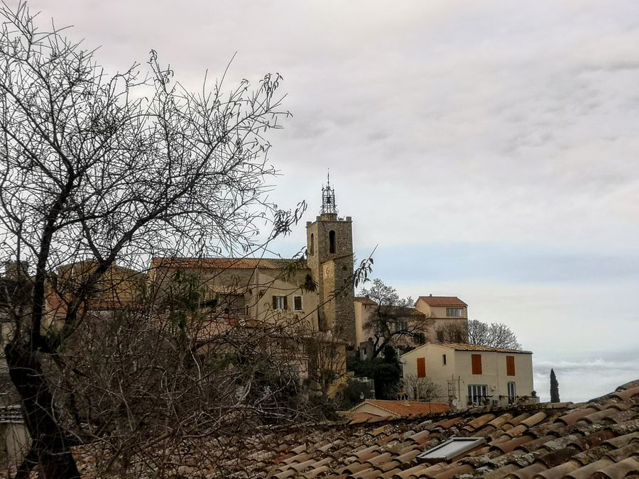 Solliès-Ville, les crêches