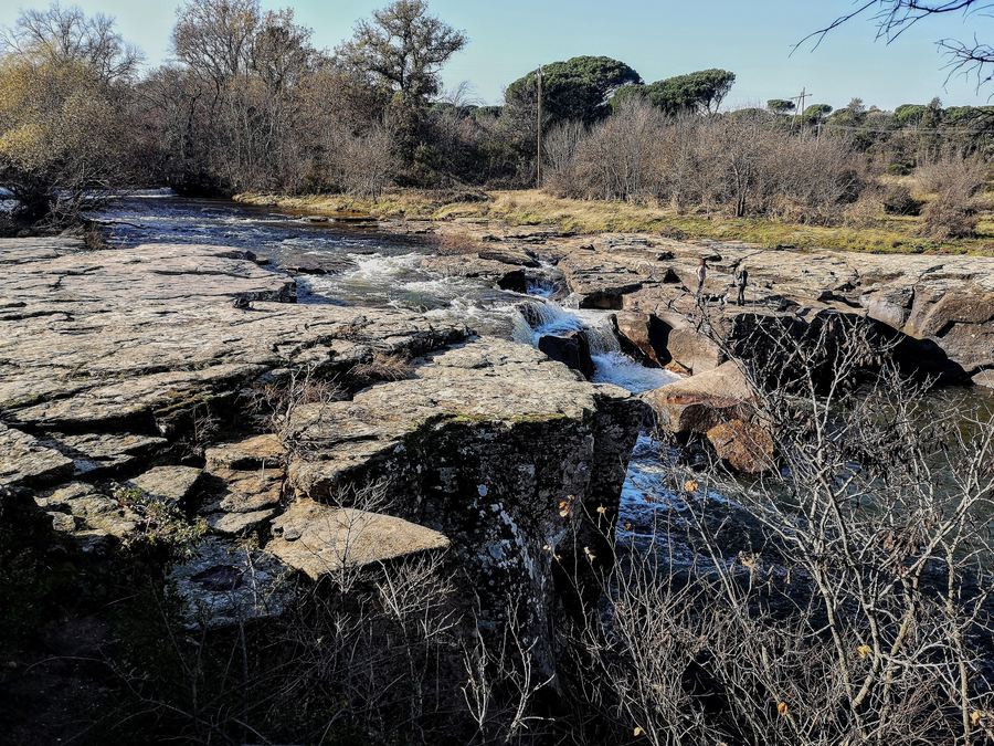 Les Mayons, cascade de l'Aille