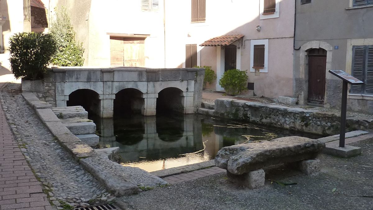 Camps la Source