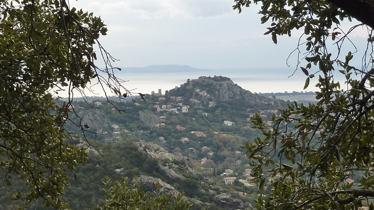 La Crau, le château d'Hyères