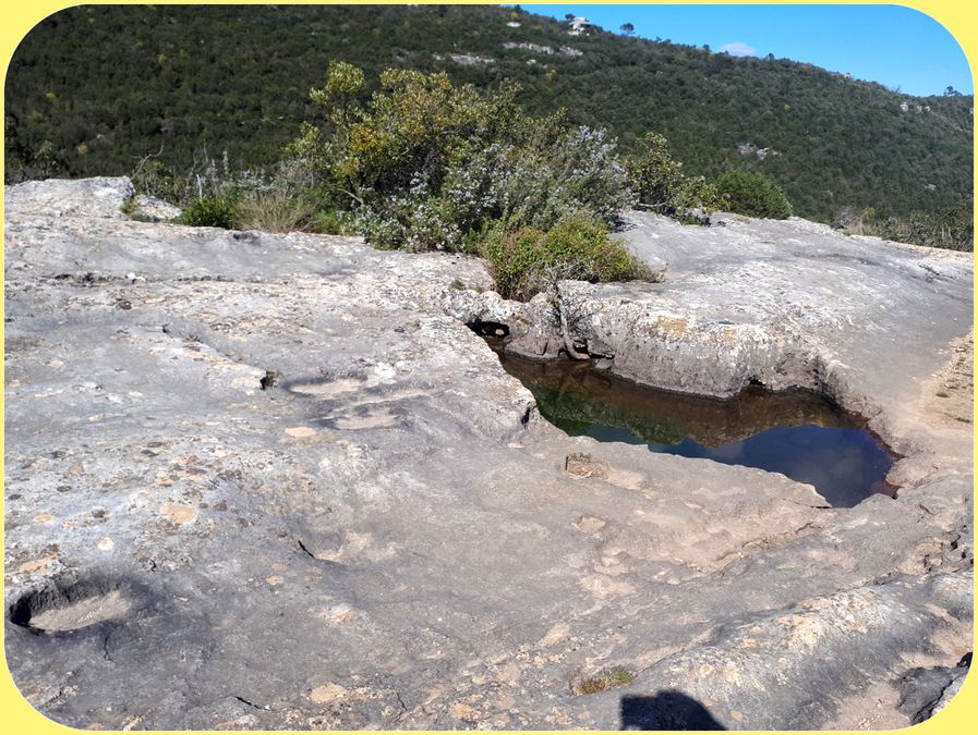 Belgentier, arche de la Garoute