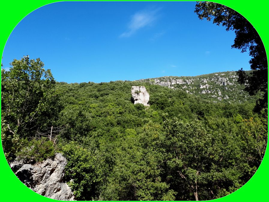 Belgentier, arche de la Garoute