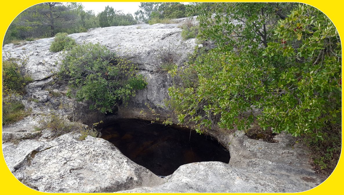 Belgentier, arche de la Garoute
