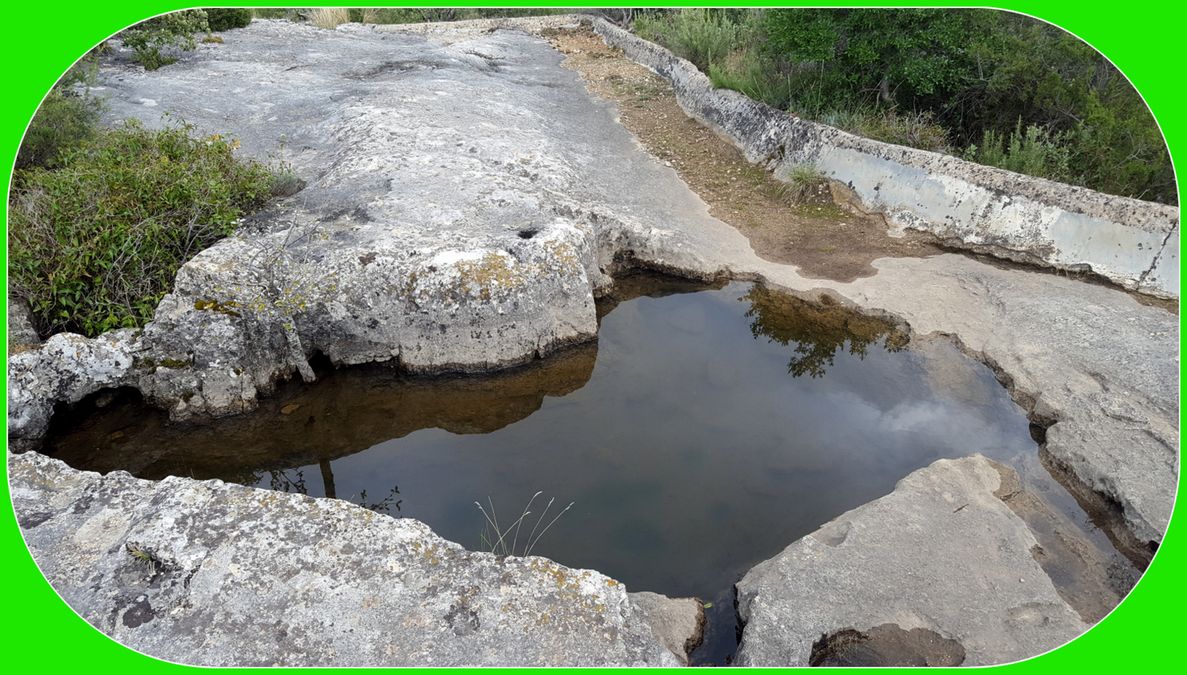 Belgentier, arche de la Garoute