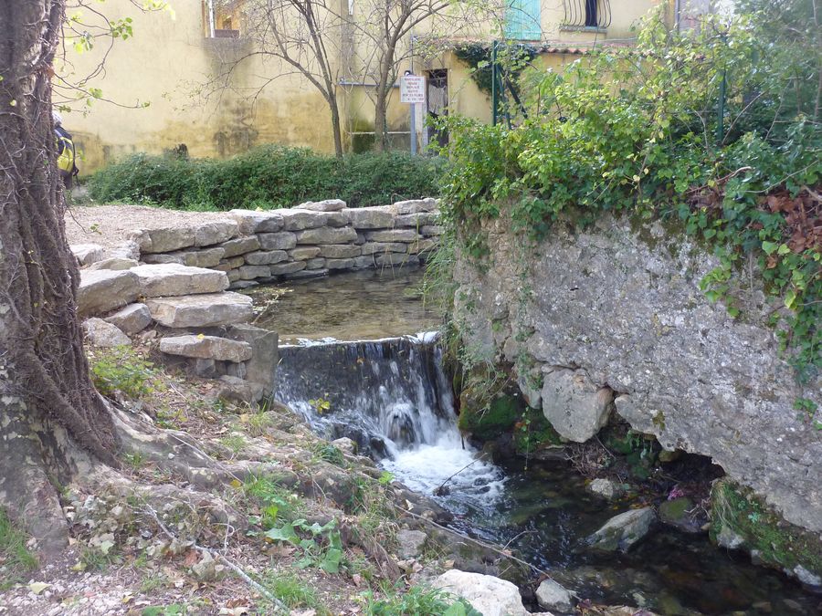 Néoules