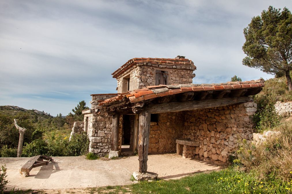 Cuges les Pins, le mont Cruvelier