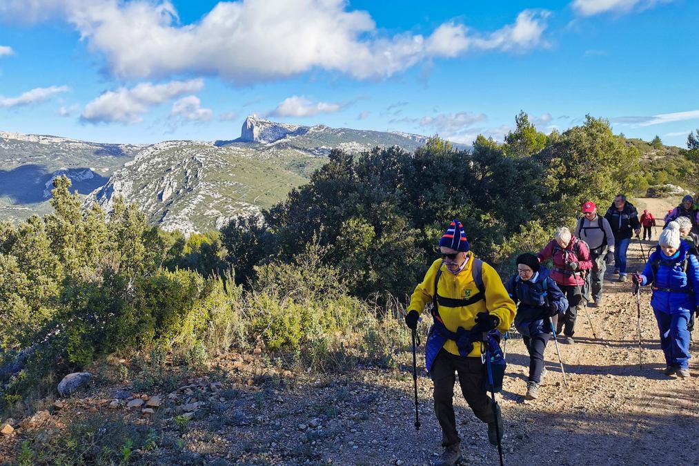 Cuges les Pins, le mont Cruvelier