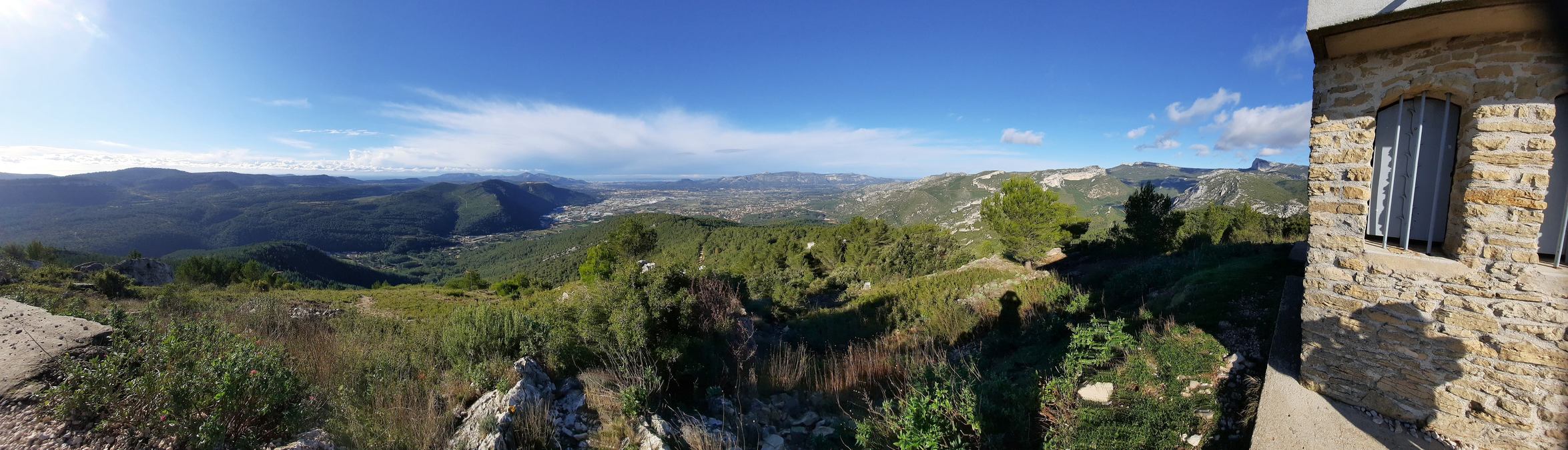 Cuges les Pins, le mont Cruvelier