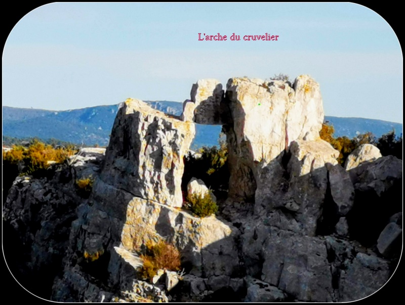 Cuges les Pins, le mont Cruvelier