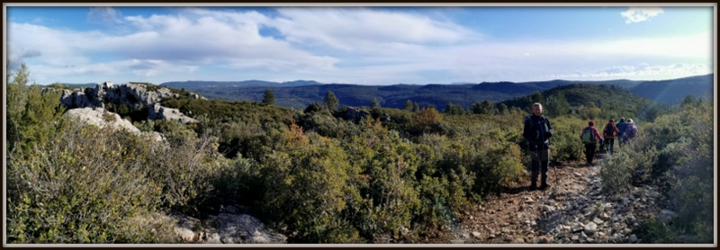 Cuges les Pins, le mont Cruvelier