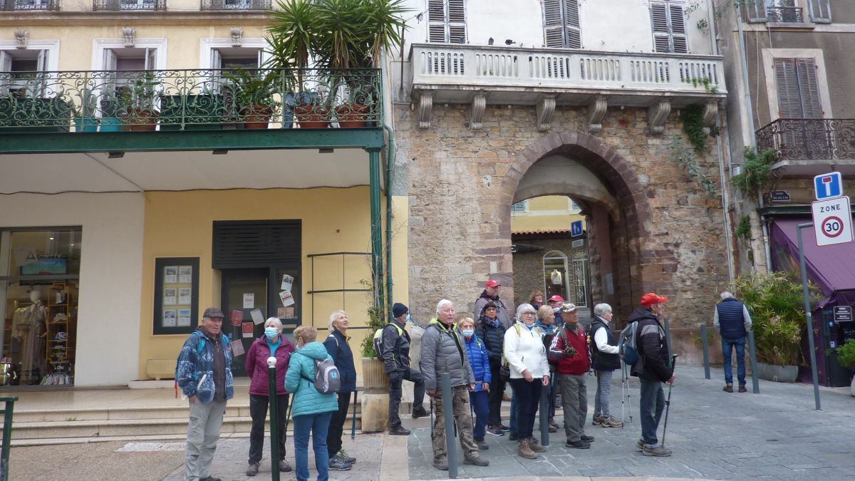 De la Maison du terroir au château d'Hyères