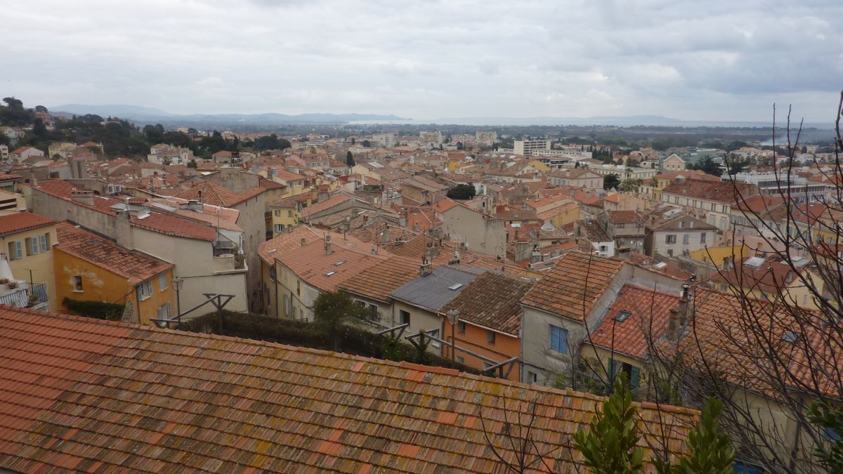 De la Maison du terroir au château d'Hyères