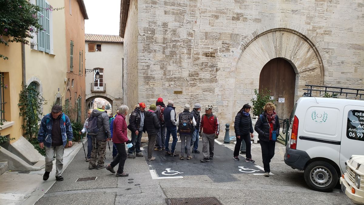 De la Maison du terroir au château d'Hyères