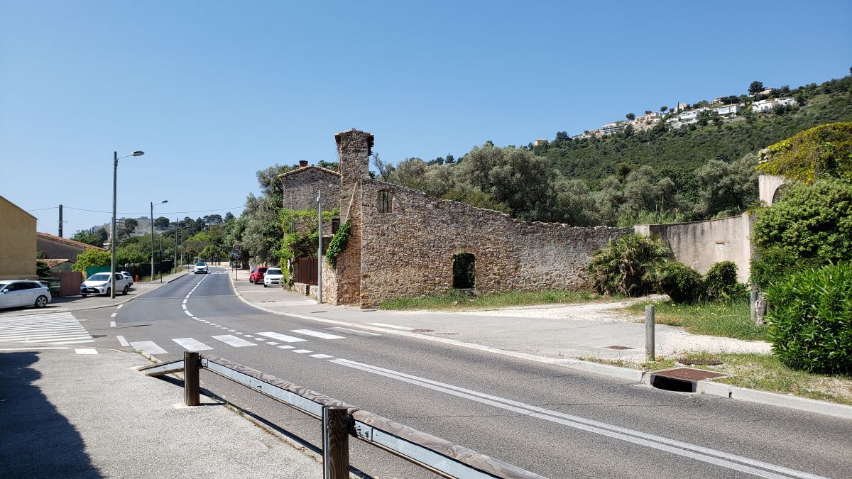 La Maunière - l'Almanarre