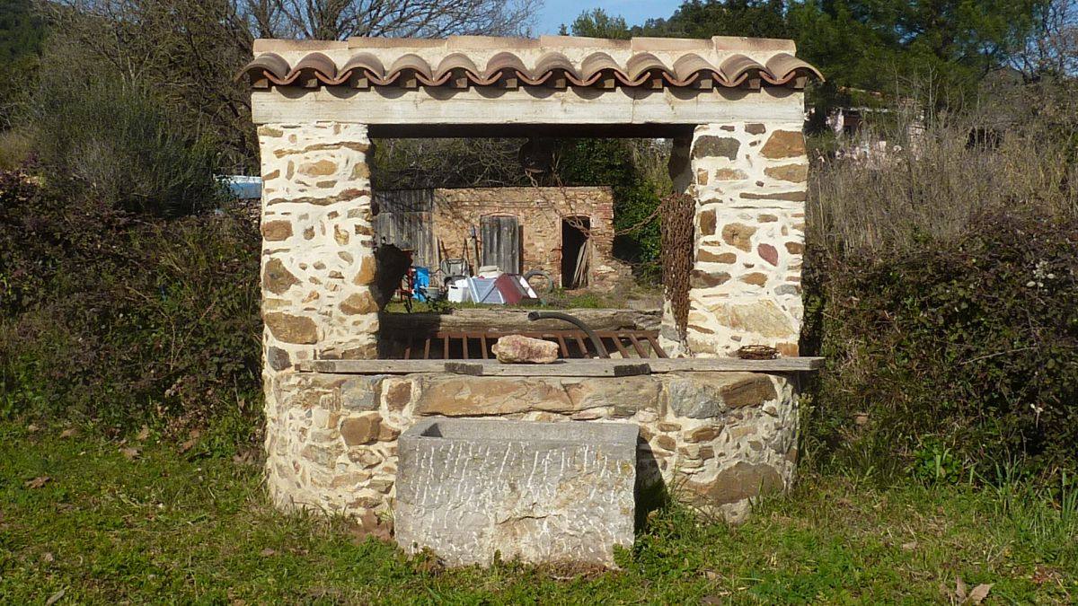 Les Borrels, baisse des Comtes 