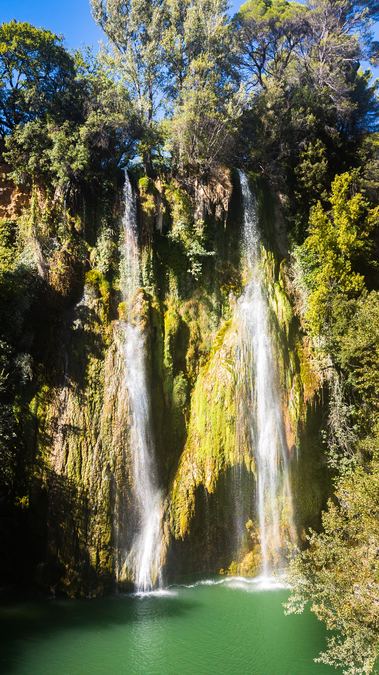 Sillans la Cascade