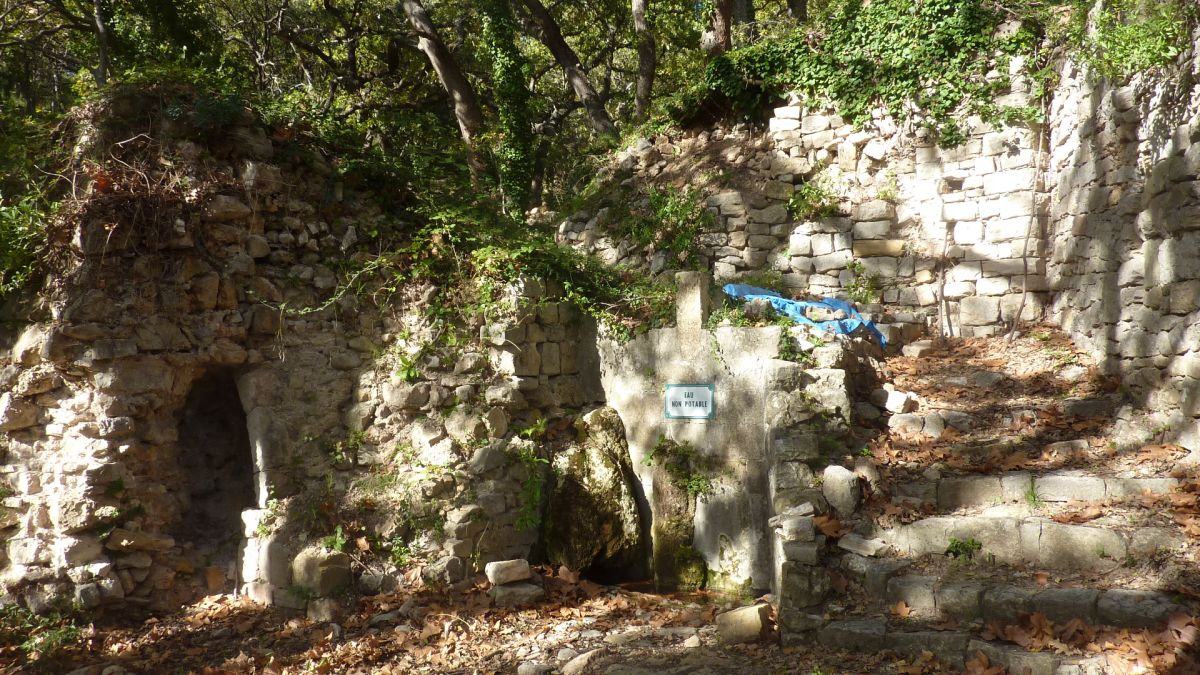 Rocbaron, le Vieux Puget