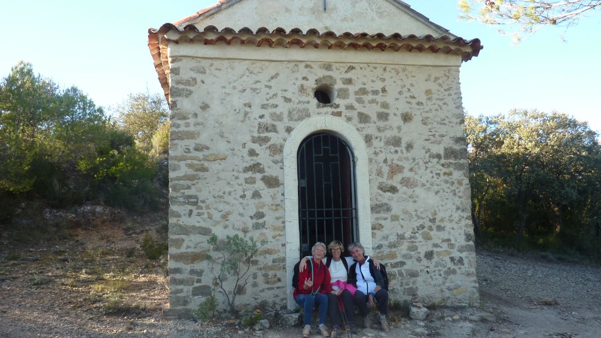 Le Val, les 3 chapelles