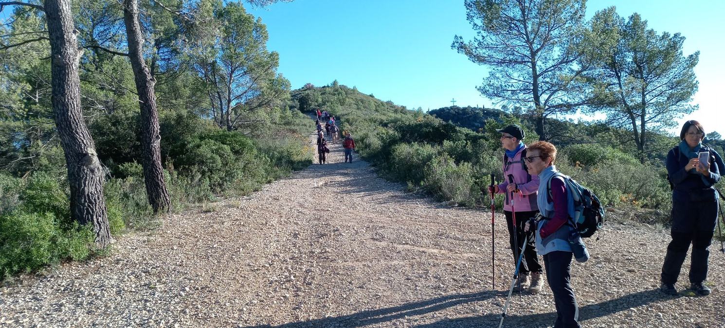 Le Val, les 3 chapelles