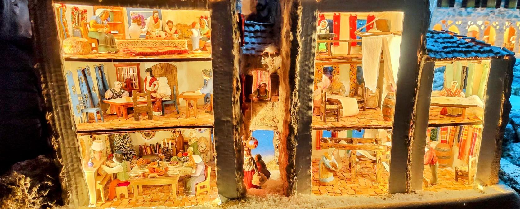 La Garde-Freinet, crèche et Grimaud