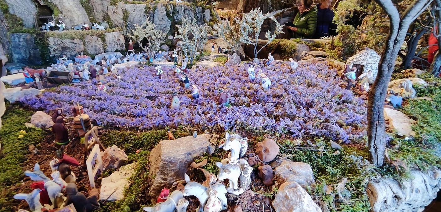 La Garde-Freinet, crèche et Grimaud
