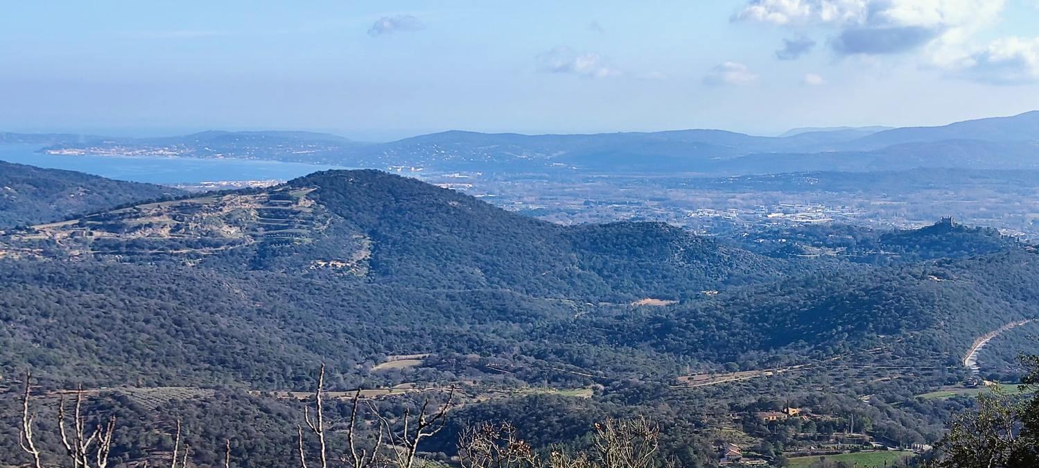 La Garde-Freinet, crèche et Grimaud