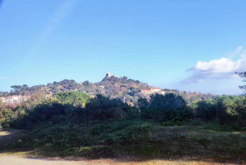La Garde-Freinet, crèche et Grimaud