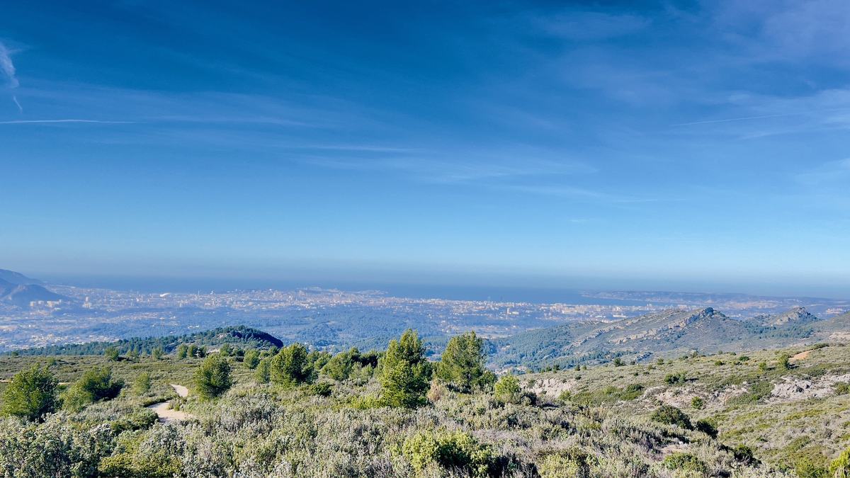 Le Garlaban, sentier des scolopendres