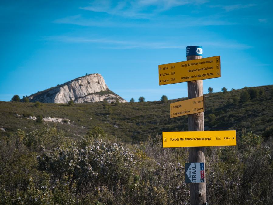 Le Garlaban, sentier des scolopendres