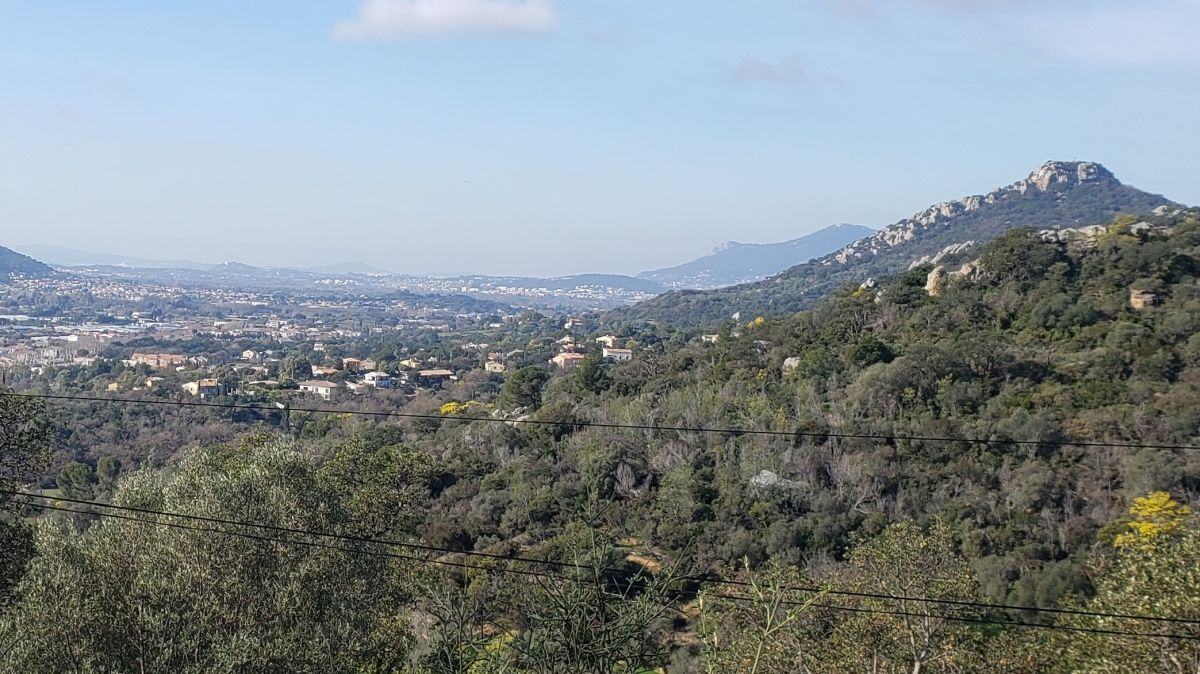 Hyères, les Maurettes, le château