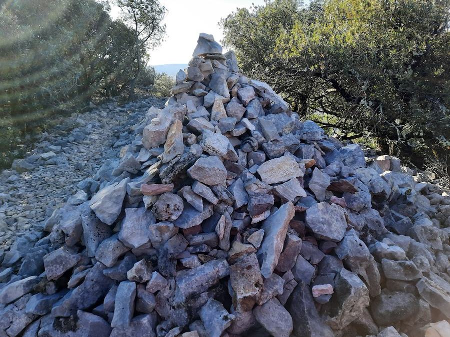 Rocbaron, résurgence du Grand Valat