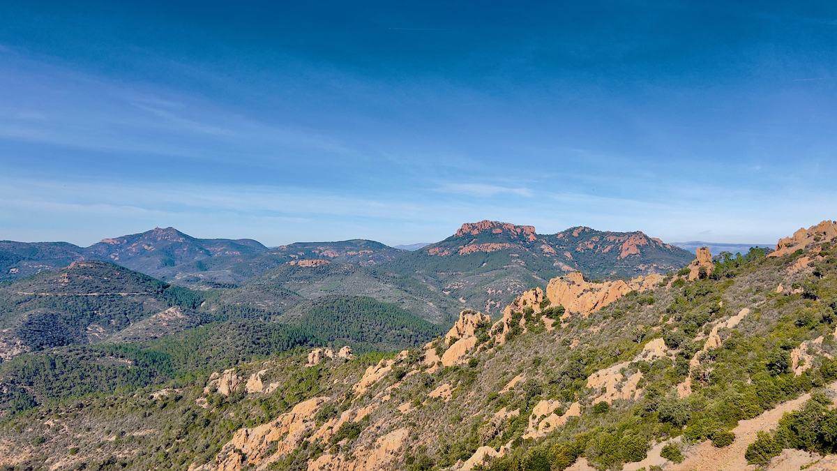 Estérel, l'Uzel et le pic d'Aurelle