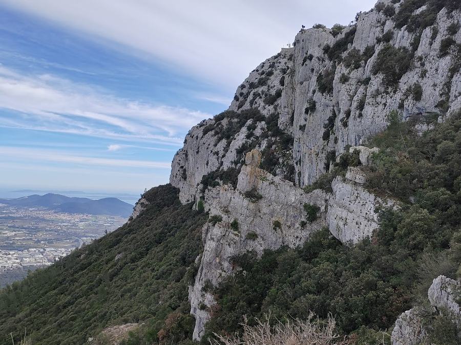 Solliès-Ville, montée du Coudon