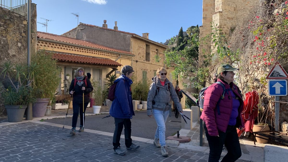 Hyères, les Maurettes et château