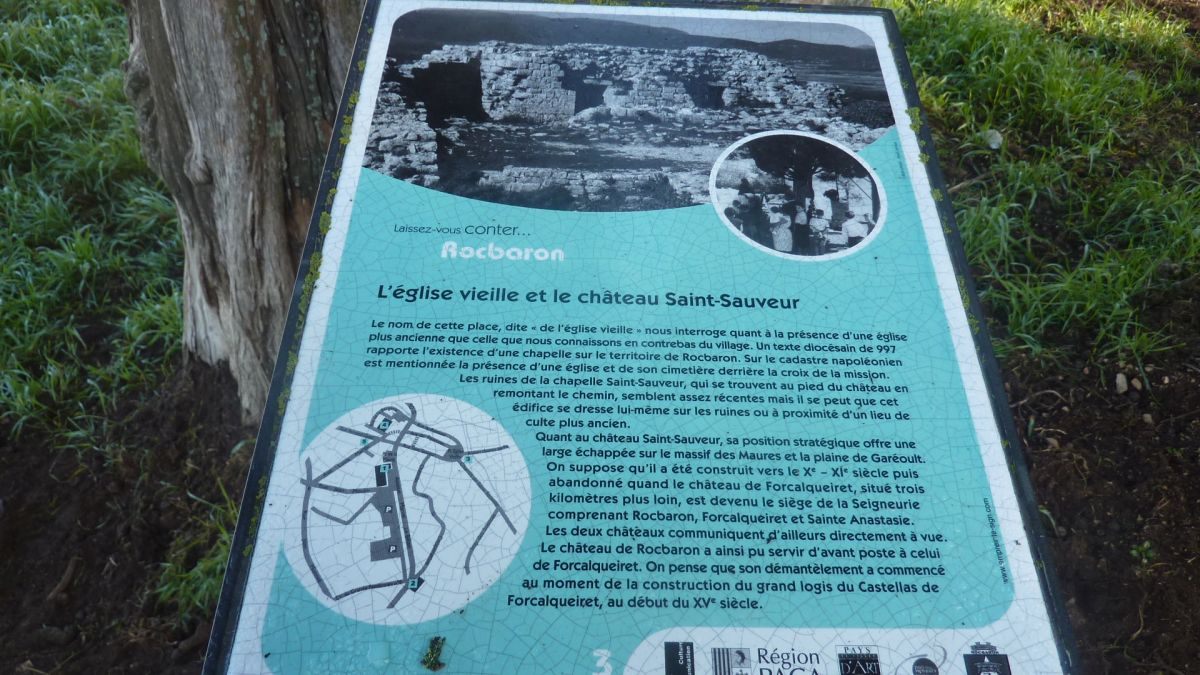 Rocbaron, ruines de Saint Sauveur