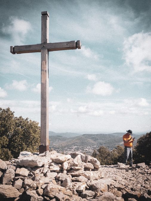 Néoules, pilon Saint Clément