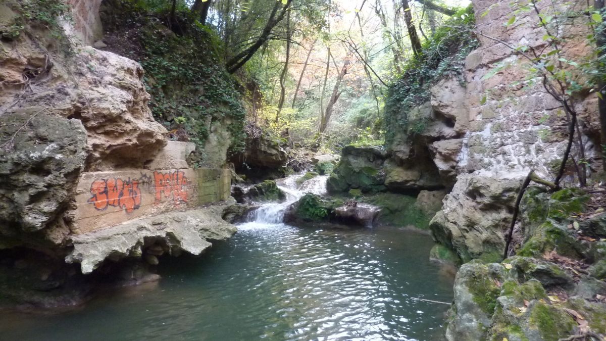 Barjols, Pontevès, les Carmes